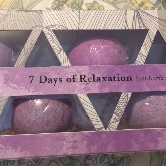 NWT 7days of relaxation - Picture 4 of 10